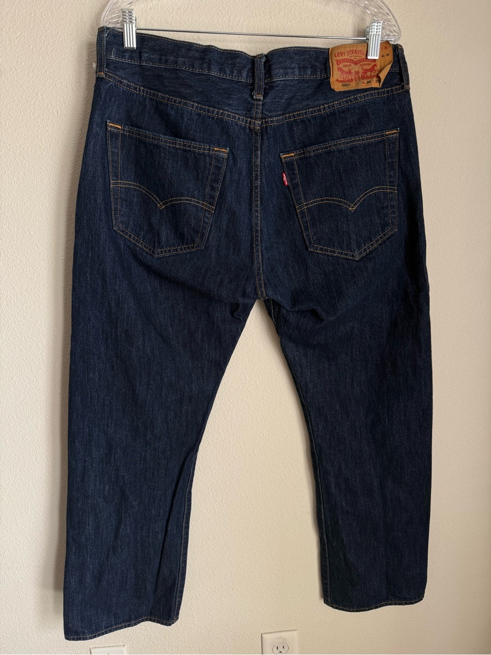Levi's Straight-Leg Jeans in Dark Indigo W 36 L 29 - Picture 6 of 9
